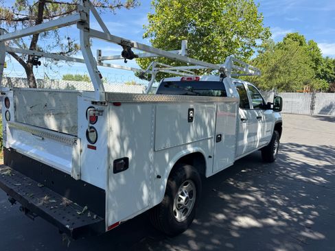 Used 2015 GMC Sierra 2500 2WD Double Cab w/ Sierra Convenience Package image 4