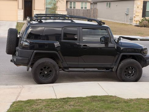 Used 2008 Toyota FJ Cruiser 4WD image 6