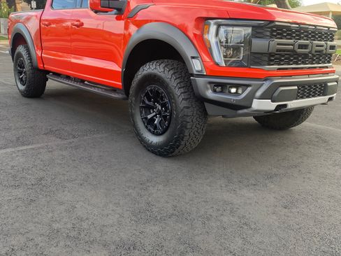 Used 2023 Ford F150 Raptor w/ Raptor 37 Performance Package AWD/4WD image 8