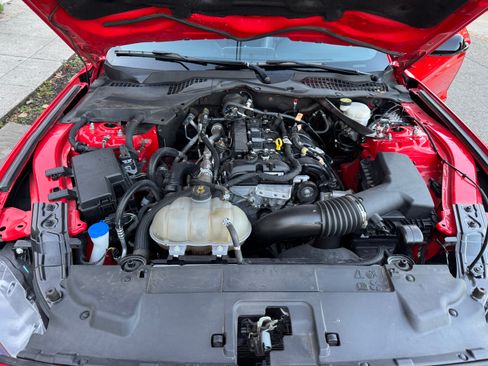 Used 2023 Ford Mustang Premium image 17