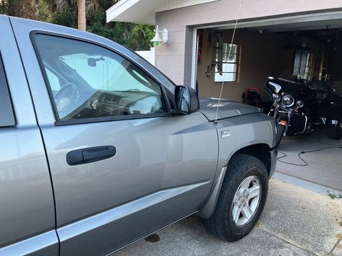 Used 2010 Dodge Dakota Big Horn w/ Extra Security Group image 24