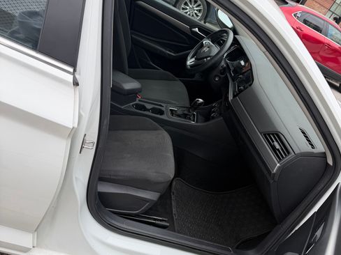 Used 2019 Volkswagen Jetta S w/ Driver Assistance Package image 10