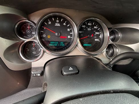 Used 2007 Chevrolet Silverado 1500 LT w/ 1LT Convenience Package image 11