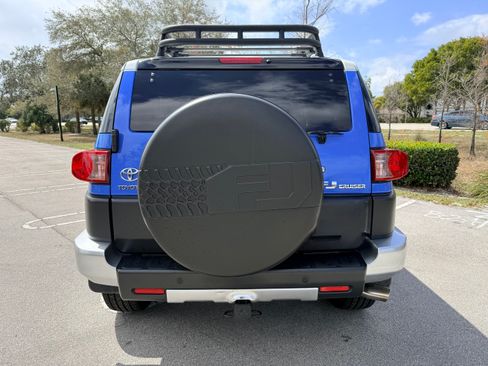 Used 2007 Toyota FJ Cruiser 4WD image 8