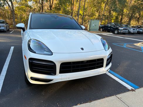 Used 2021 Porsche Cayenne GTS image 5