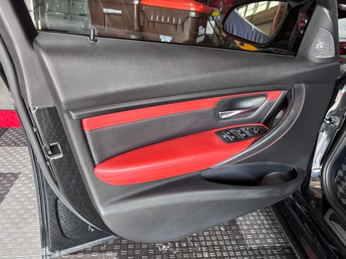 Used 2018 BMW M3 RWD image 14