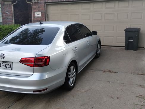 Used 2015 Volkswagen Jetta S w/ Welcome Package FWD image 1