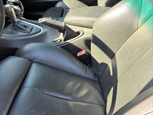 Used 2006 BMW 650i Coupe image 9