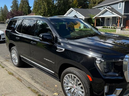 Used 2023 GMC Yukon Denali Ultimate image 4