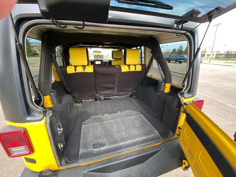 Used 2008 Jeep Wrangler Unlimited X image 11