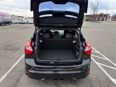 Used 2013 Ford Focus ST image 9