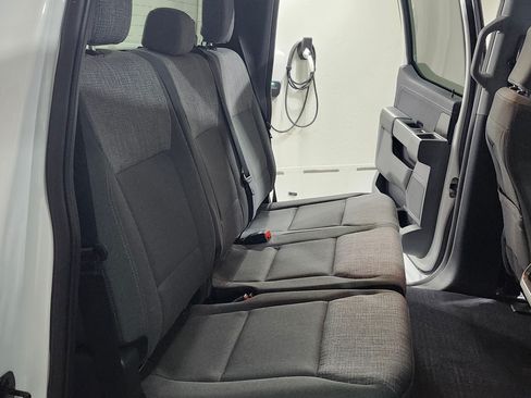 Used 2023 Ford F150 Lightning XLT image 15