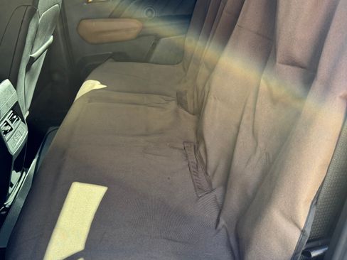 Used 2025 GMC Canyon AT4 w/ Technology Plus Package image 13