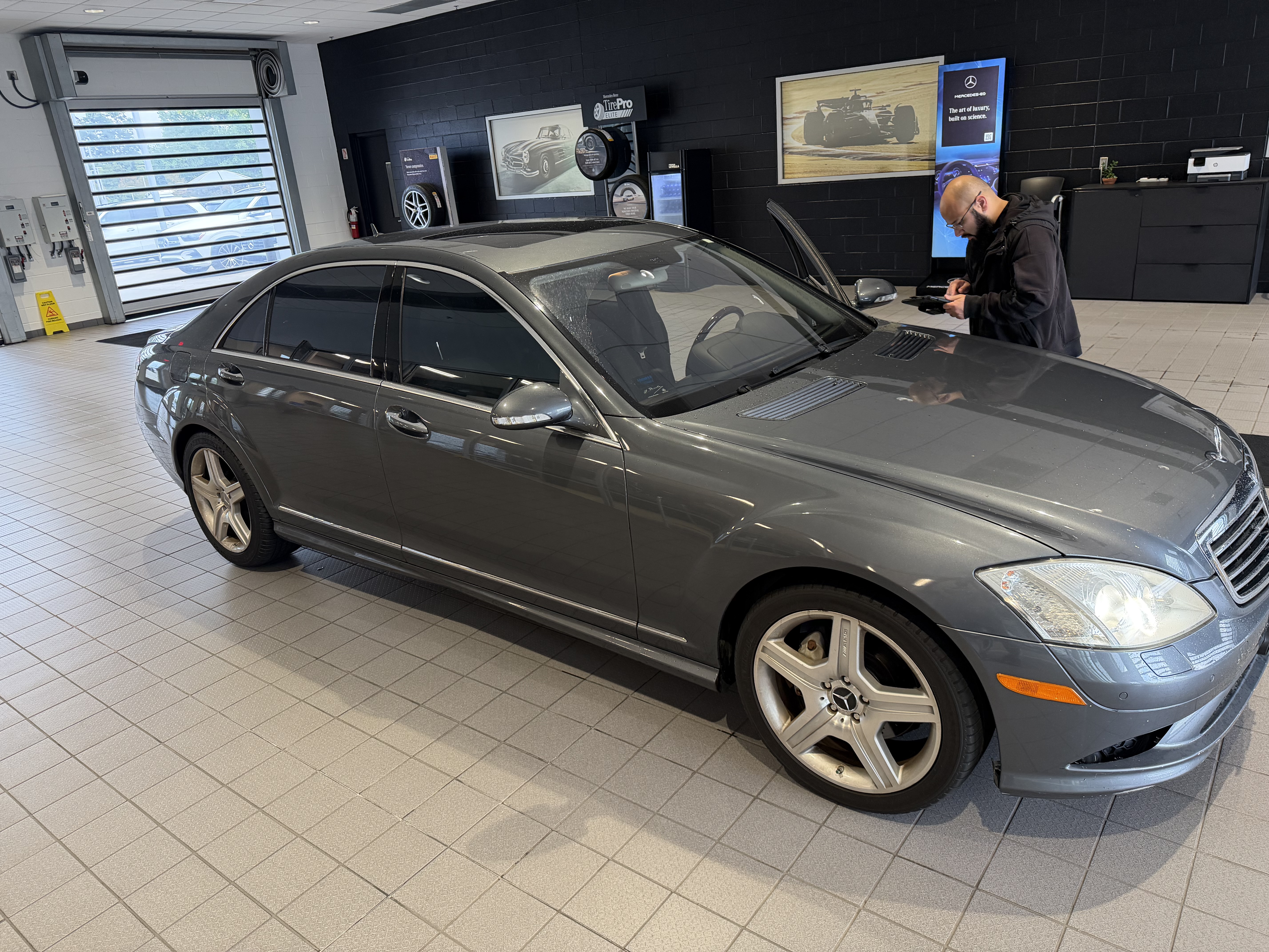 Used 2007 Mercedes-Benz S 550 image 10