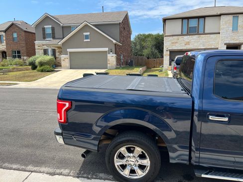Used 2015 Ford F150 XLT w/ Equipment Group 301A Mid image 5
