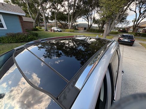 Used 2019 Kia Sorento EX w/ EX Touring Package image 11