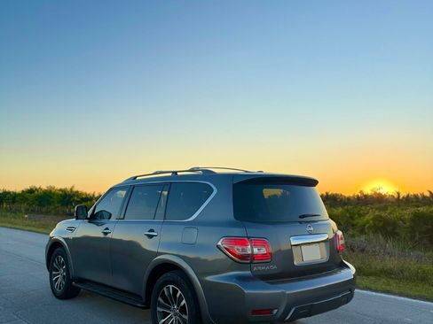 Used 2020 Nissan Armada SL w/ Premium Package image 9