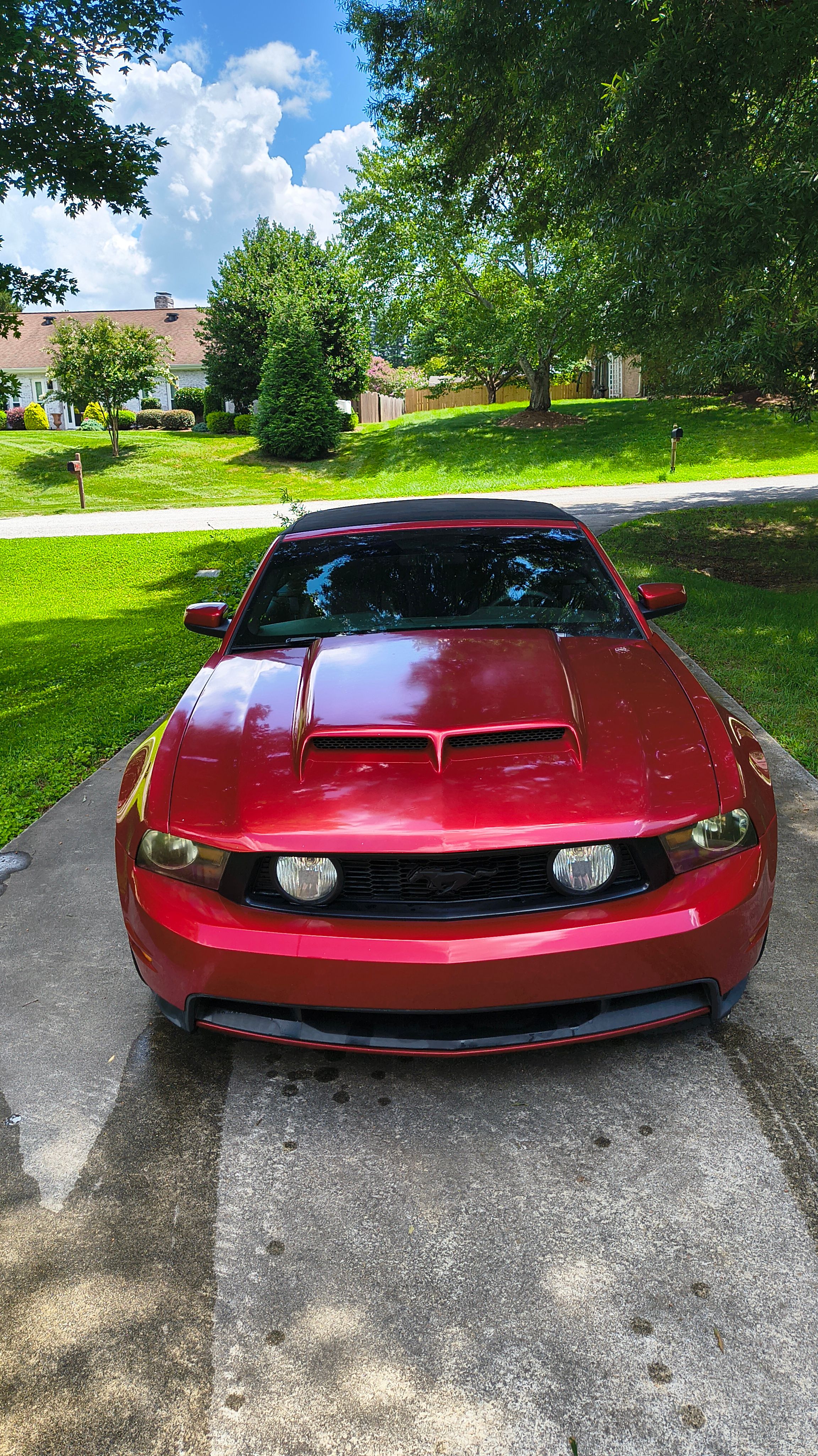 Used 2011 Ford Mustang GT Premium RWD image 10