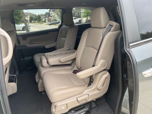 Used 2020 Honda Odyssey EX-L image 4