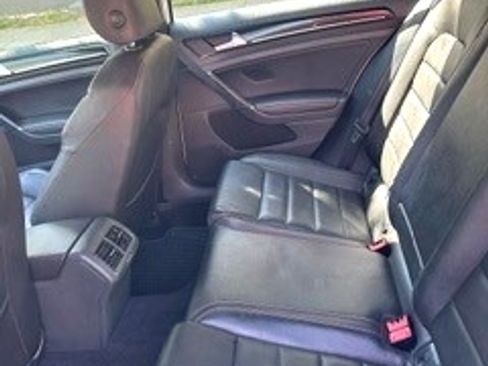 Used 2015 Volkswagen GTI SE w/ Lighting Package (SEL) FWD image 11