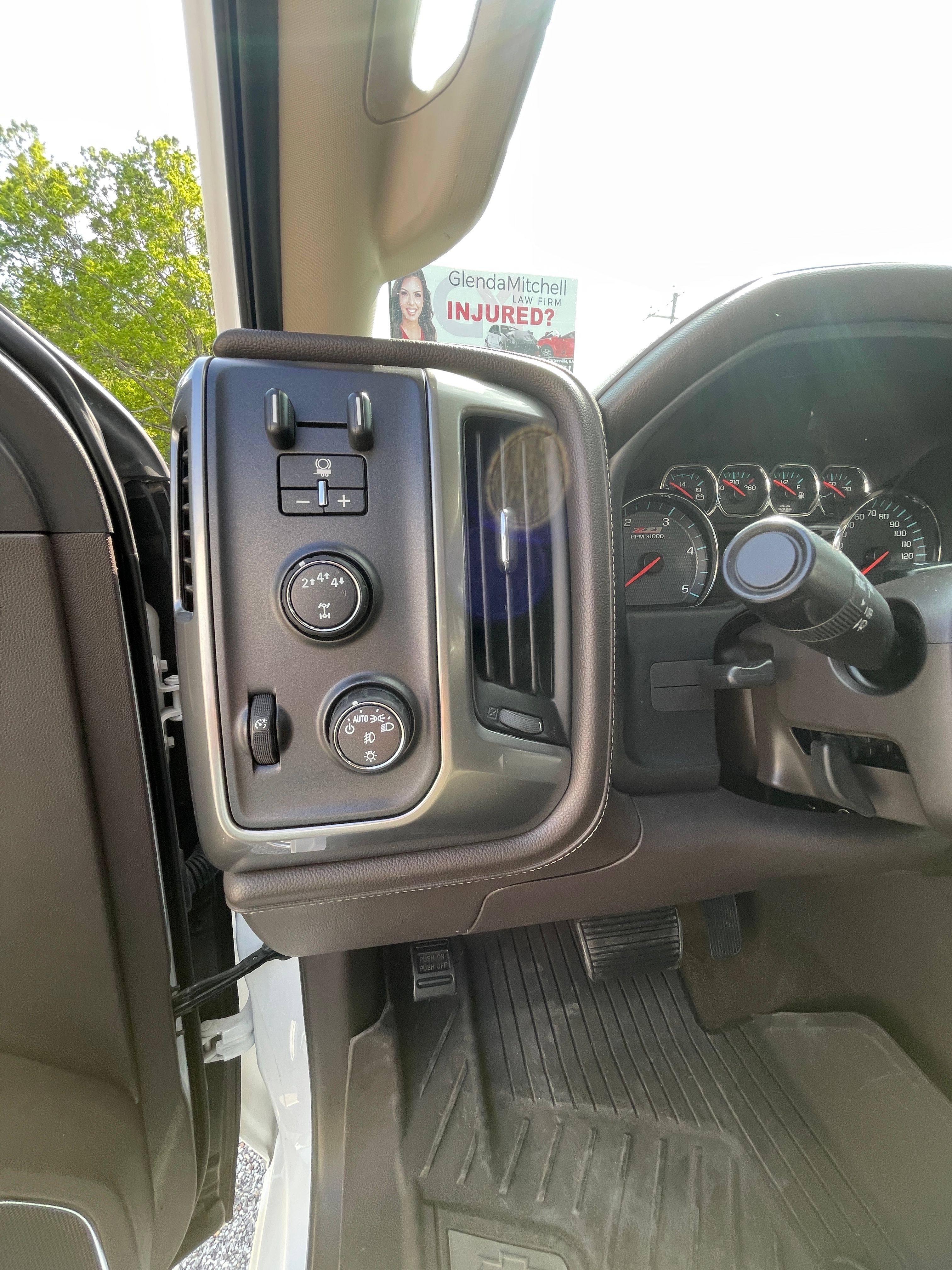 Used 2018 Chevrolet Silverado 3500 LTZ w/ Duramax Plus Package AWD/4WD image 4