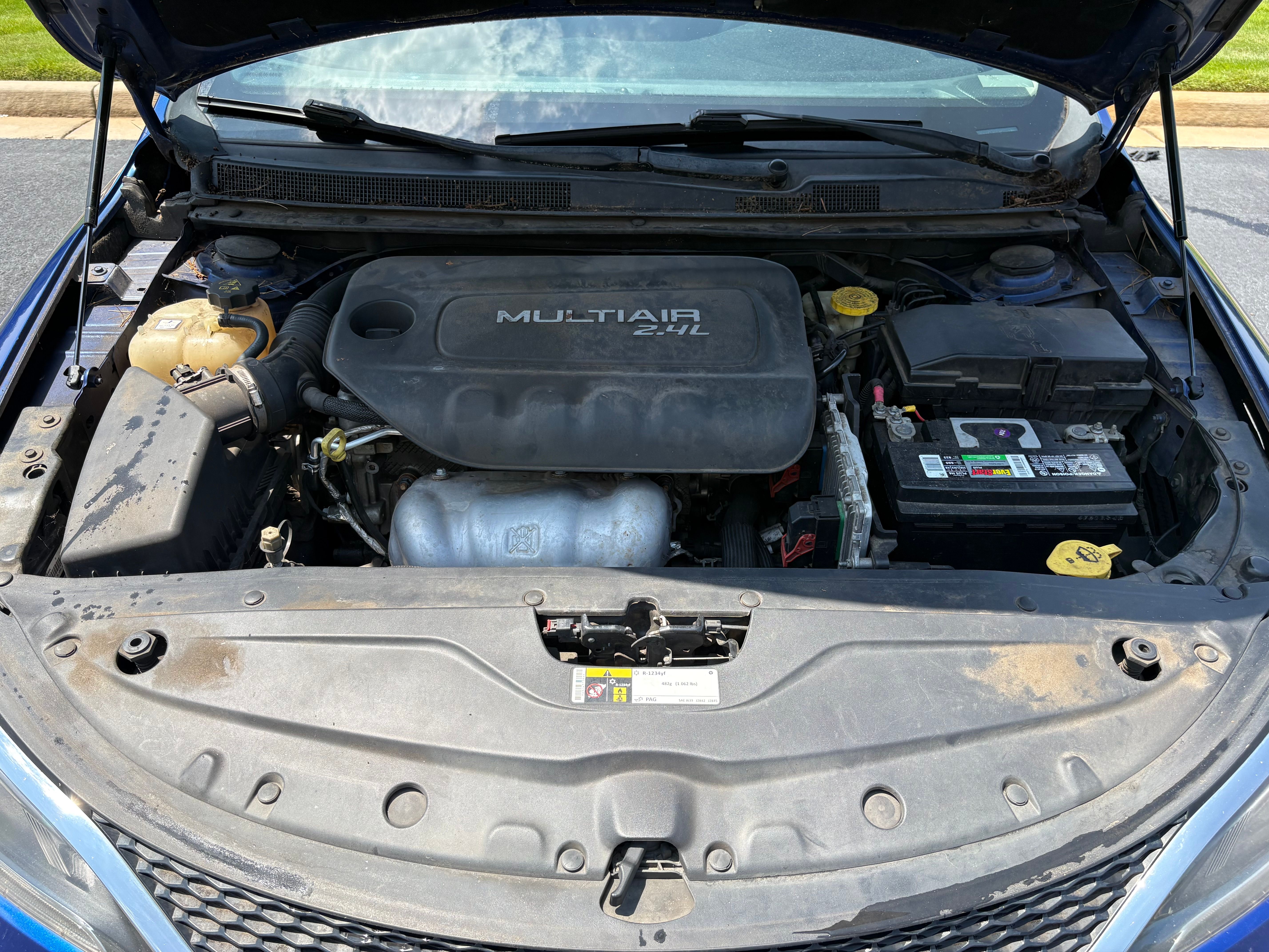 Used 2016 Chrysler 200 Limited FWD image 13