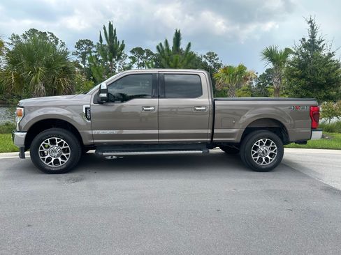 Used 2022 Ford F250 XLT w/ XLT Premium Package AWD/4WD image 1