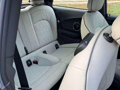 Used 2020 MINI Cooper S image 17