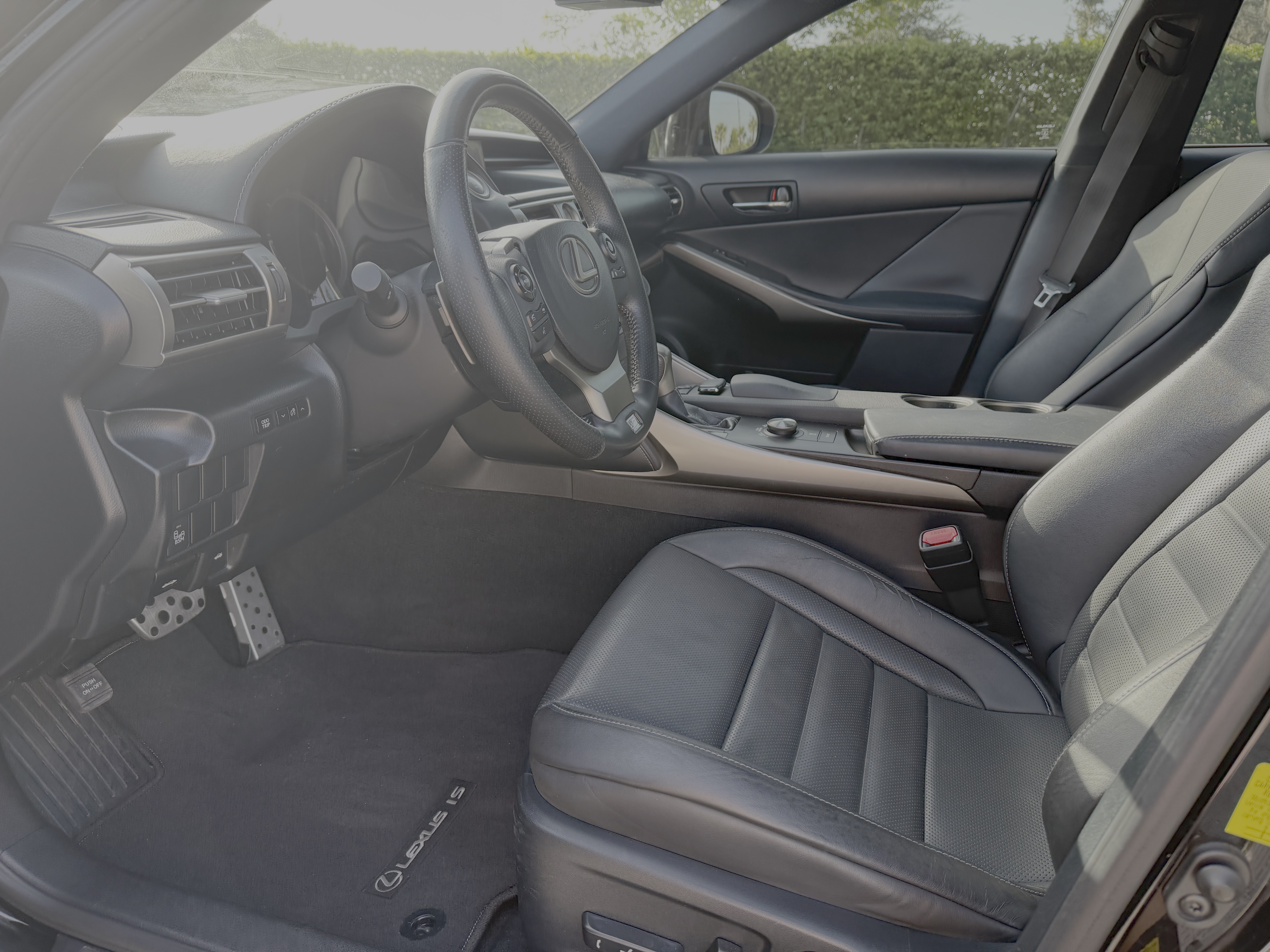 Used 2015 Lexus IS 250 w/ F-Sport Package RWD image 12