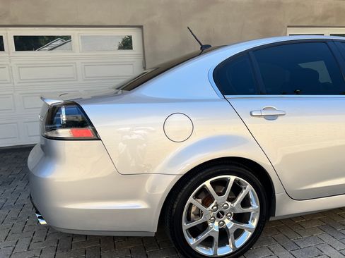 Used 2009 Pontiac G8 GXP image 9