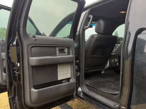 Used 2013 Ford F150 Raptor w/ Luxury Equipment Group AWD/4WD image 17