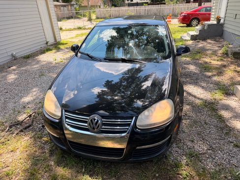 Used 2009 Volkswagen Jetta SE FWD image 6