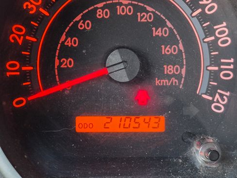 Used 2012 Toyota Tundra SR5 w/ SR5 Pkg image 15