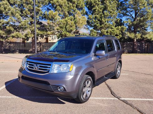 Used 2015 Honda Pilot Touring image 4