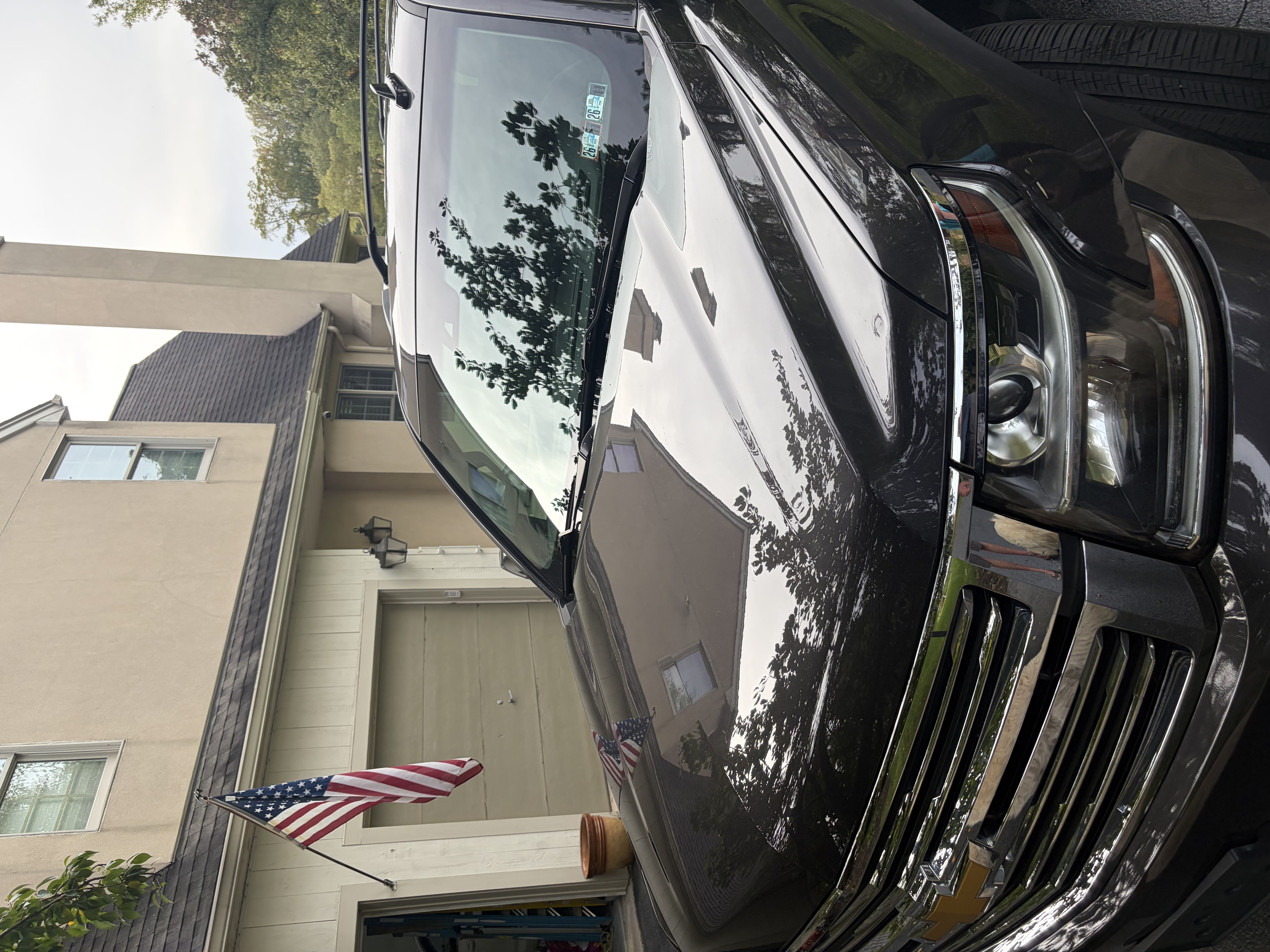 Used 2016 Chevrolet Suburban LTZ AWD/4WD image 2