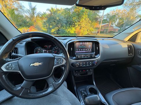 Used 2016 Chevrolet Colorado Z71 image 14