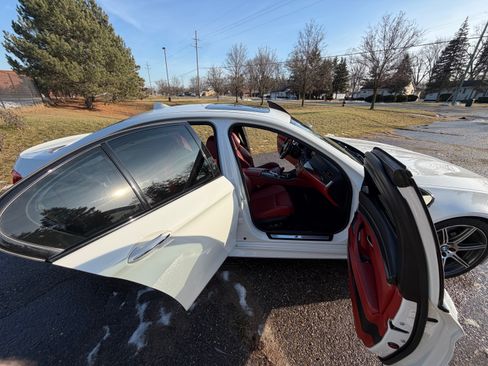 Used 2015 BMW M5 image 23