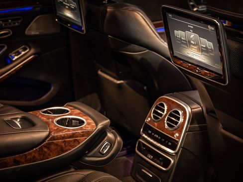 Used 2014 Mercedes-Benz S 63 AMG 4MATIC Sedan image 10