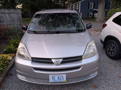 Used 2005 Toyota Sienna CE