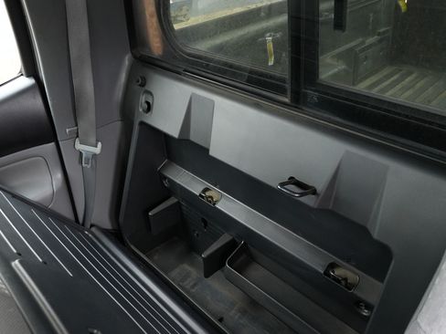 Used 2012 Toyota Tacoma 4x4 Double Cab w/ SR5 Pkg image 27