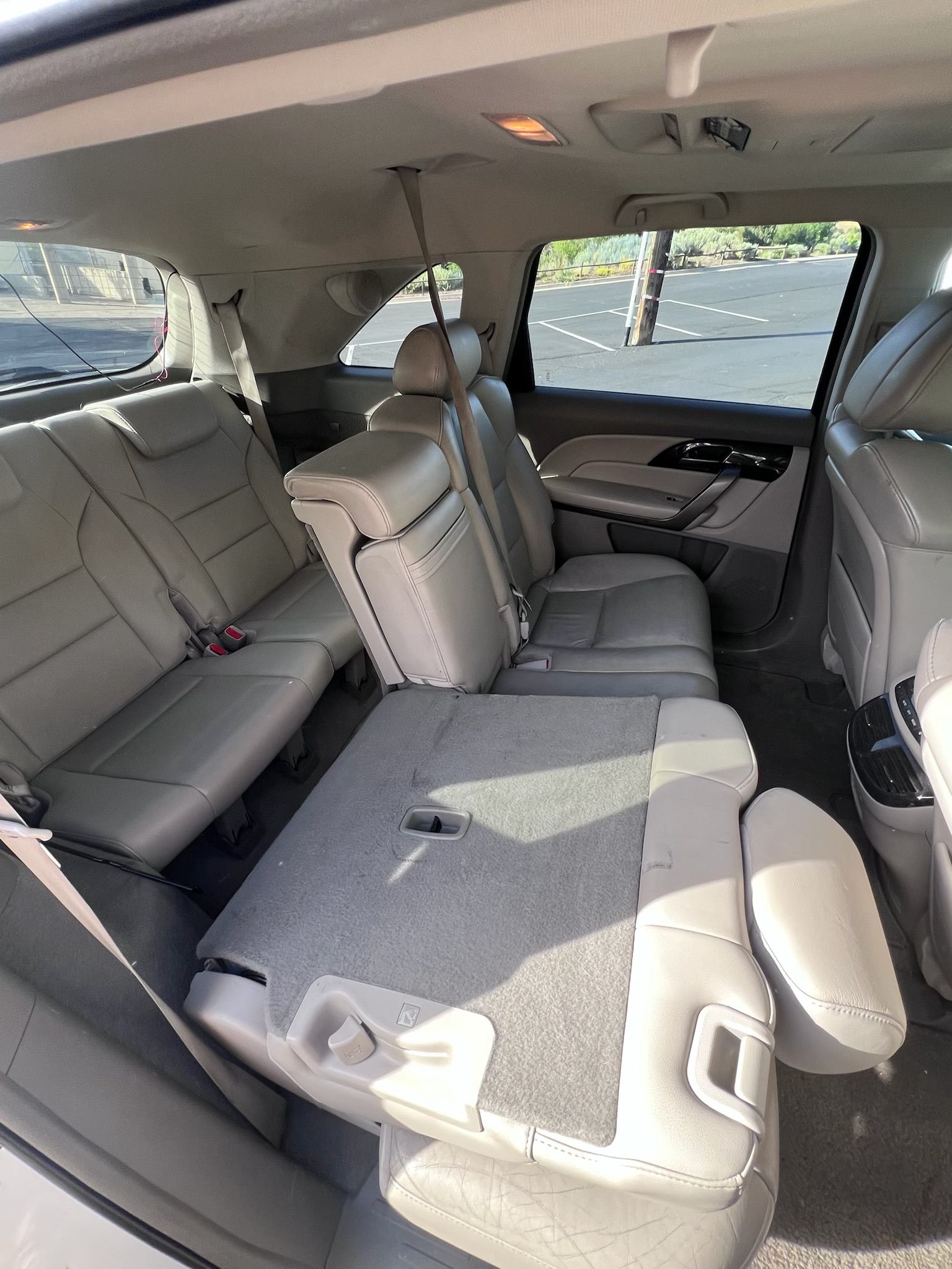 Used 2009 Acura MDX w/ Technology & Entertainment AWD/4WD image 6