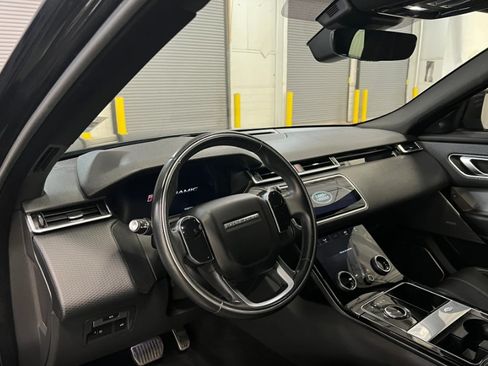 Used 2019 Land Rover Range Rover Velar R-Dynamic SE AWD/4WD image 2