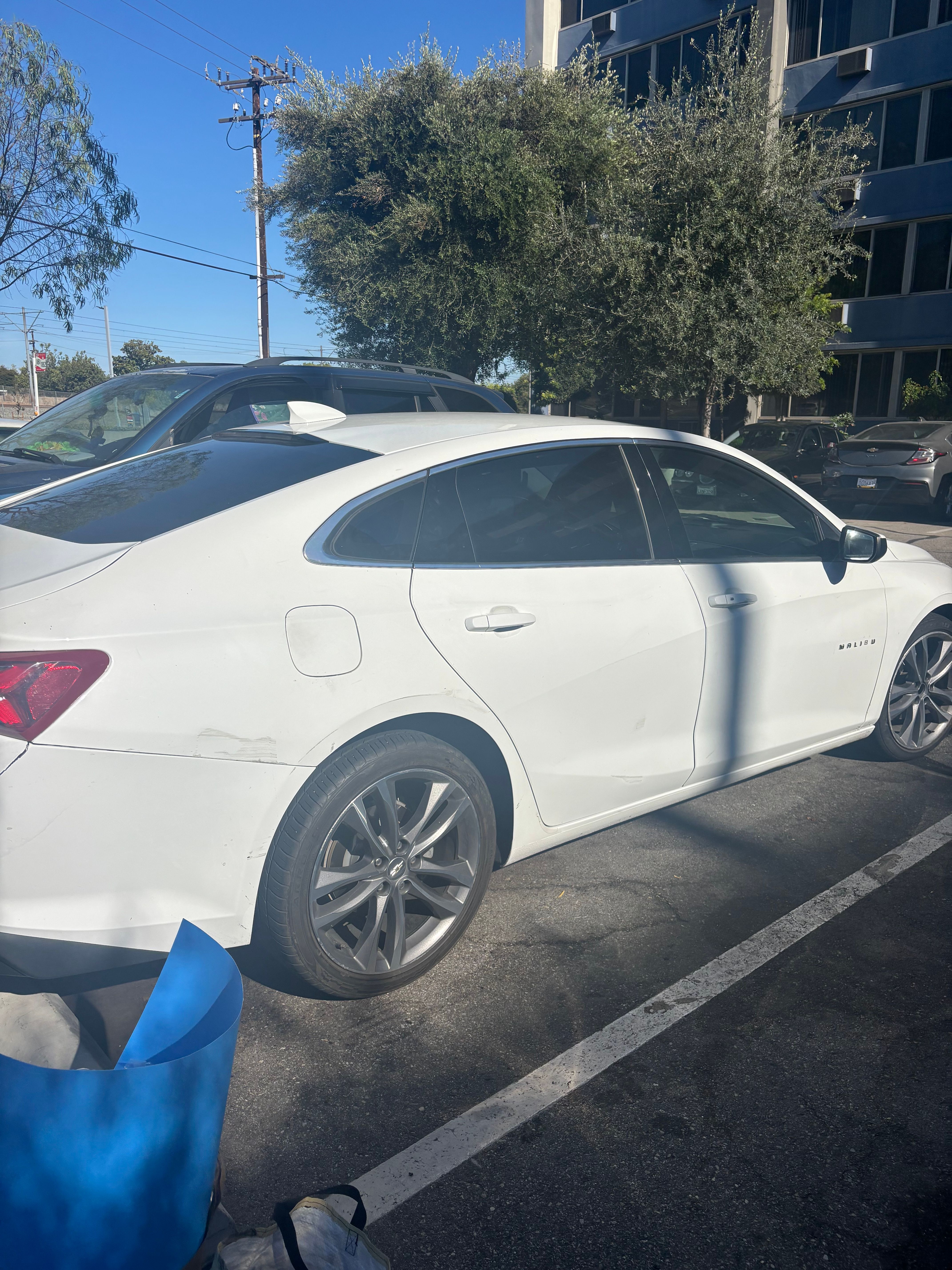 Used 2021 Chevrolet Malibu LT FWD image 6