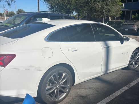 Used 2021 Chevrolet Malibu LT FWD image 6
