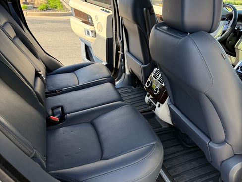 Used 2018 Land Rover Range Rover HSE AWD/4WD image 16