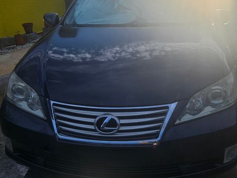 Used 2010 Lexus ES 350 image 1