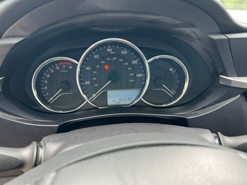 Used 2016 Toyota Corolla LE FWD image 9