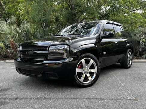 Used 2006 Chevrolet TrailBlazer LT w/ SS Package AWD/4WD image 1
