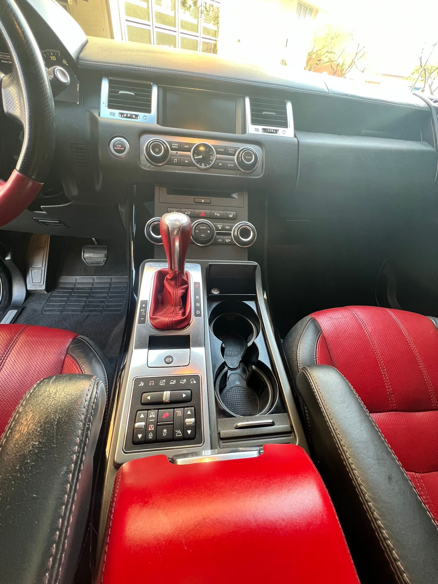 Used 2012 Land Rover Range Rover Sport Autobiography AWD/4WD image 28