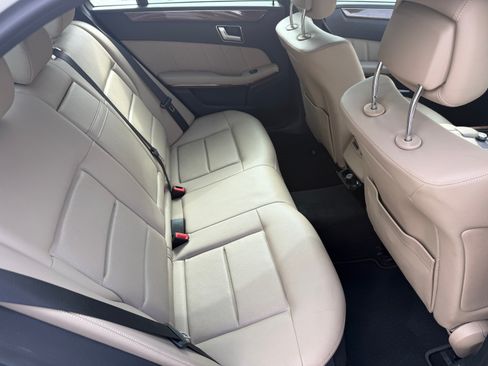 Used 2013 Mercedes-Benz E 350 Sedan image 21
